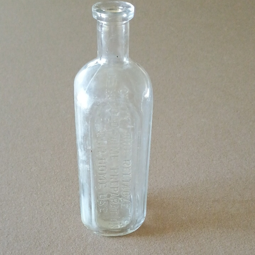 Vintage Clear Glass Bottle - Picture 10 of 10